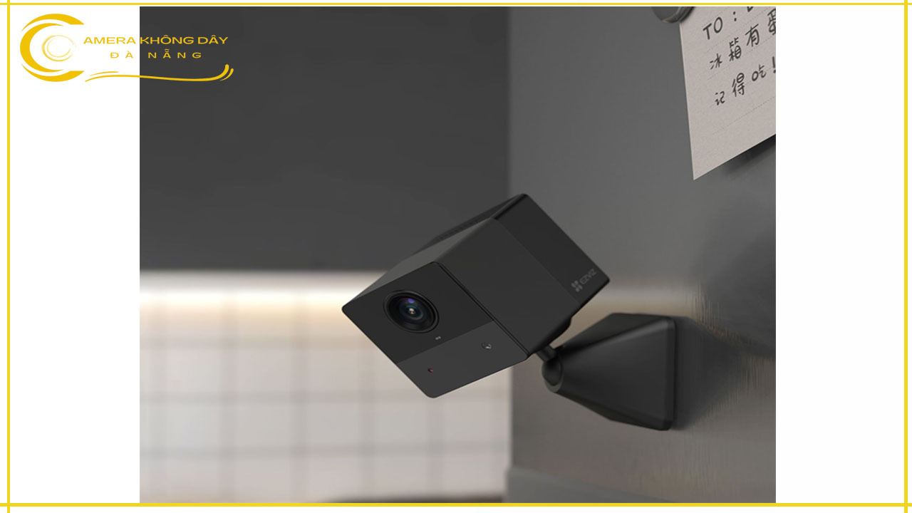 camera-an-ninh-ezviz-cs-cb2-dung-pin-trong-nha-1