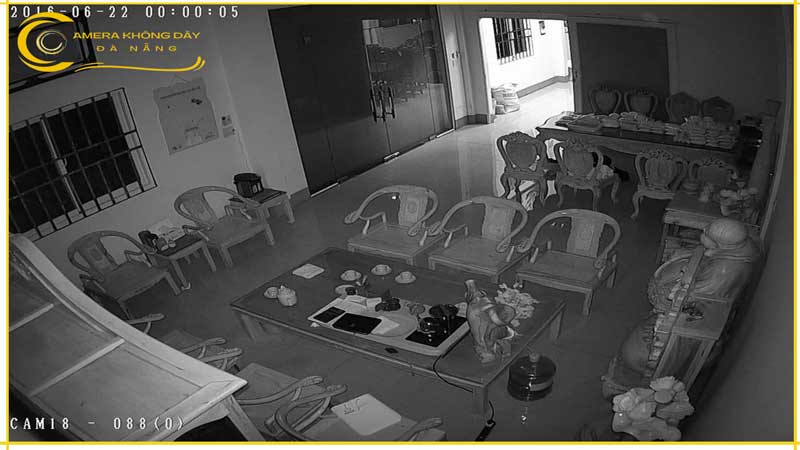 camera-wifi-an-ninh-imou-ipc-ta22cp-trong-nha-2mp-xoay-360-1