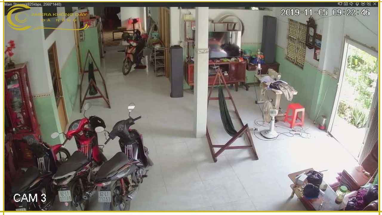 camera-wifi-an-ninh-imou-ipc-k42p-trong-nha-co-dinh-1