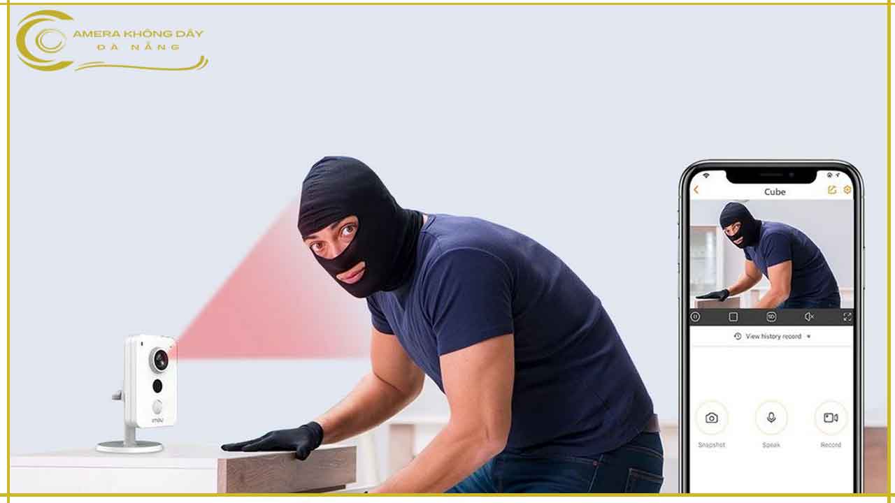 camera-wifi-an-ninh-imou-ipc-k42p-trong-nha-co-dinh-2