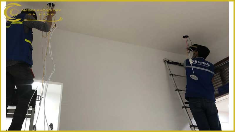 sua-camera-da-nang-tan-noi-tai-nha-gia-tot-nhat-3