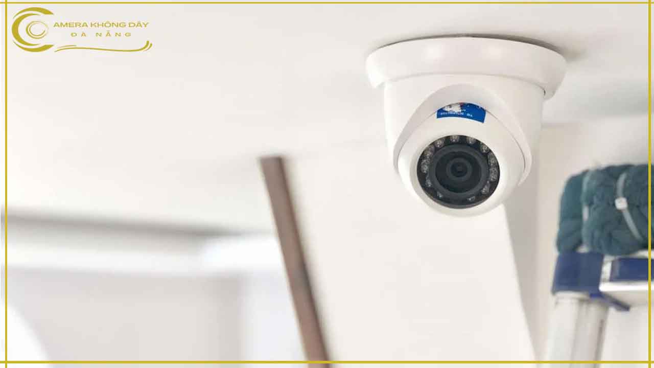 7-dau-hieu-nhan-biet-khi-camera-cua-ban-bi-xam-nhap