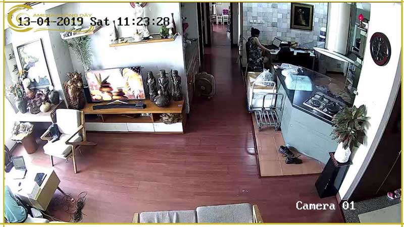 camera-wifi-an-ninh-dahua-dh-h5ae-trong-nha-5mp-xoay-360-3