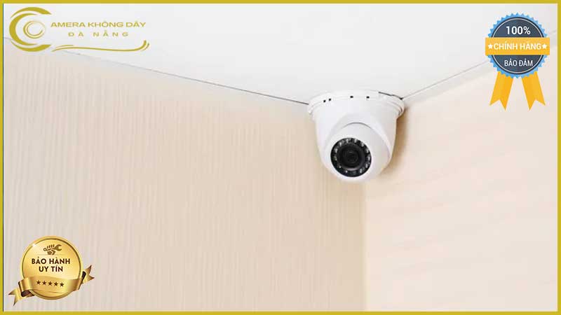 lap-dat-camera-giam-sat-tai-duong-dang-chat-1