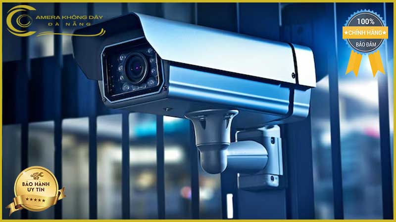 lap-dat-camera-giam-sat-tai-duong-dang-chat-2