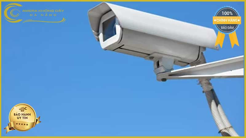 lap-dat-camera-giam-sat-tai-duong-pham-hung-1