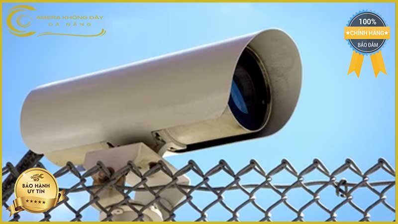 lap-dat-camera-giam-sat-tai-duong-pham-hung-2