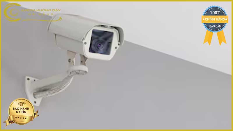 lap-dat-camera-giam-sat-tai-duong-dinh-cong-trang-2