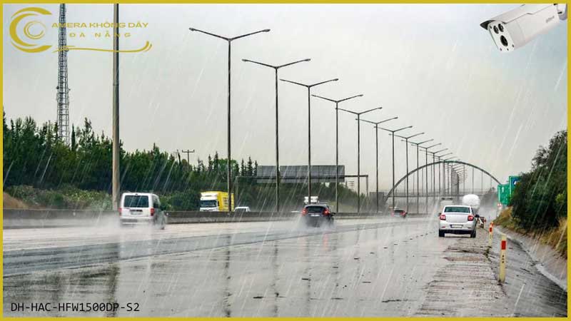 camera-hdcvi-dahua-dh-hac-hfw1500dp-s2-ngoai-troi-co-dinh-5mp-2