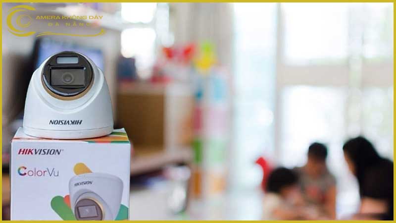 camera-hdtvi-hikvision-ds-2ce70df0t-pfs-trong-nha-co-dinh-2mp-2