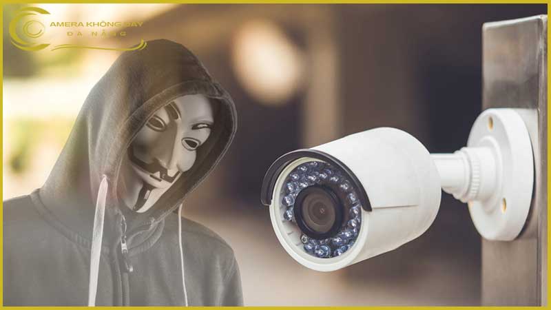 loi-dau-ghi-hikvision-camera-bi-hack-1