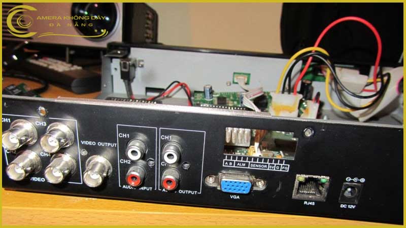 tai-da-nang-sua-chua-dau-ghi-hinh-camera-o-dau-uy-tin-1