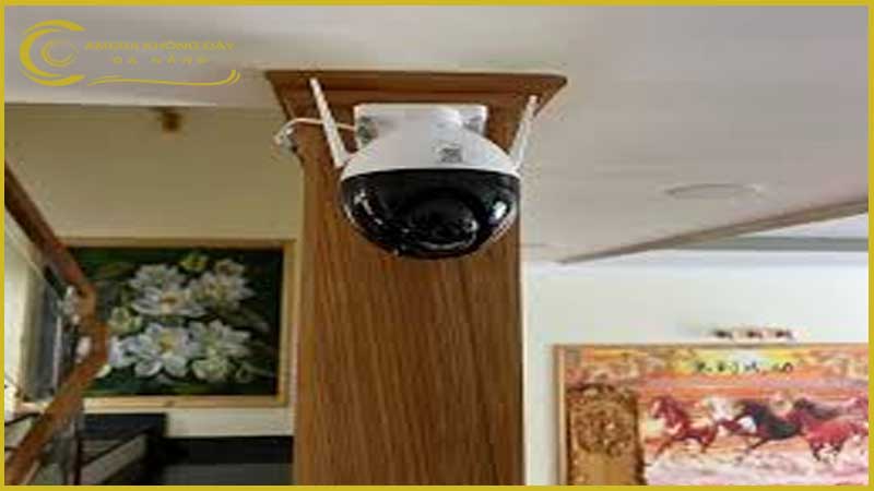 tinh-nang-xoay-360-do-cua-camera-ezviz-cs-c8w-loi-ich-va-cach-su-dung-4