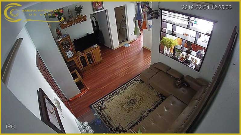 camera-wifi-an-ninh-dahua-dh-h3d-3f-trong-nha-6mp-xoay-360-2