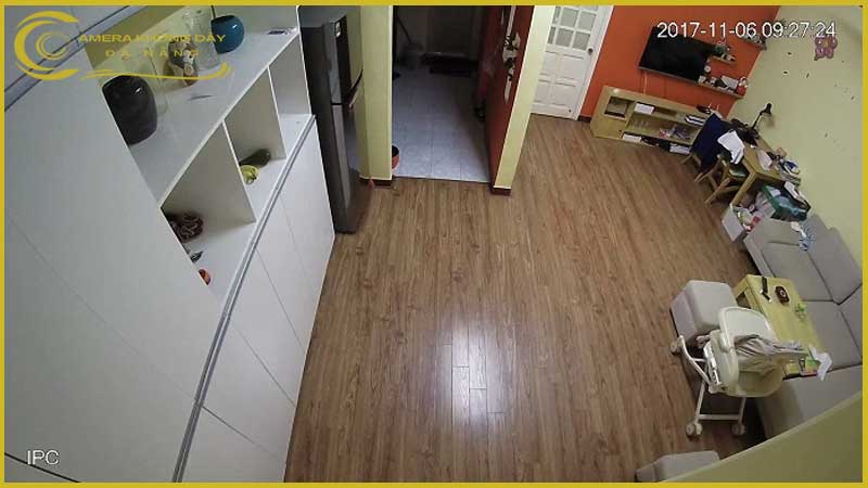 camera-wifi-an-ninh-dahua-dh-h5d-5f-trong-nha-10mp-xoay-360-2