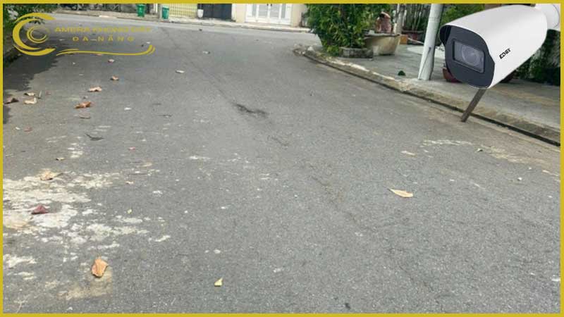 lap-dat-camera-giam-sat-an-ninh-tai-duong-cam-bac-1-2