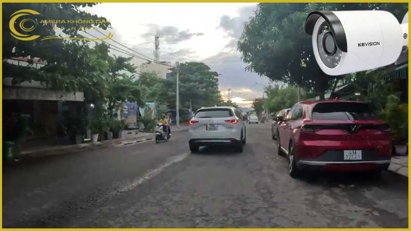 lap-dat-camera-giam-sat-an-ninh-tai-duong-nguyen-the-loc-2