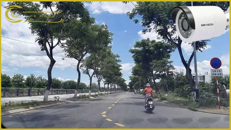 lap-dat-camera-giam-sat-an-ninh-tai-duong-thang-long-2