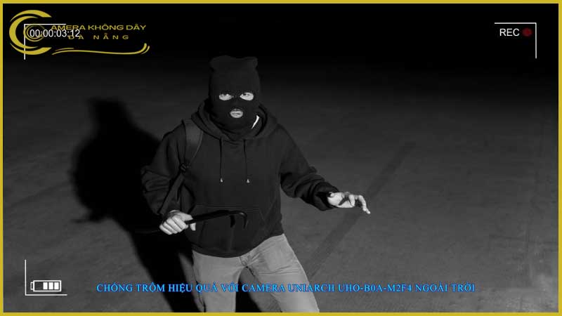 chong-trom-hieu-qua-voi-camera-uniarch-uho-b0a-m2f4-ngoai-troi